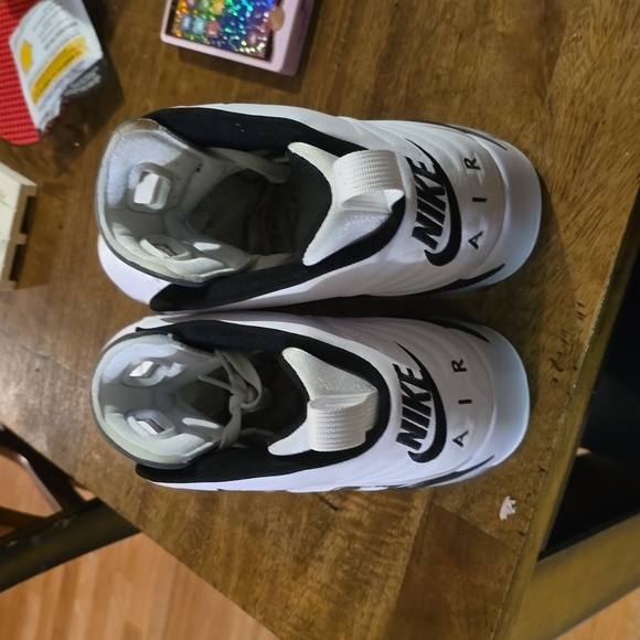 Brand new Jordan flight 23 mens size 13. NEVER WORN! - Picture 3 of 6